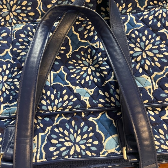 Blue Vera Bradley set.  Laptop tote, wallet and pill box - Picture 3 of 8